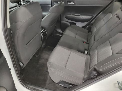 Used 2022 Kia Sportage LX AWD/4WD image 21