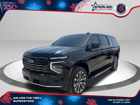 Used 2026 Chevrolet Suburban High Country RWD image 1