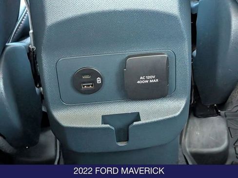 Used 2022 Ford Maverick Lariat w/ Lariat Luxury Package FWD image 16