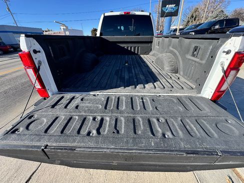 Used 2022 Ford F350 Lariat w/ Lariat Ultimate Package image 12