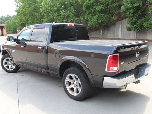 Used 2016 RAM 1500 Laramie w/ Convenience Group AWD/4WD image 3
