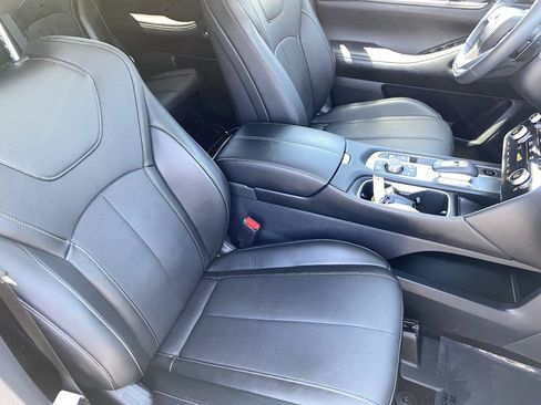 Certified 2026 INFINITI QX60 Luxe w/ Cargo Package FWD image 11
