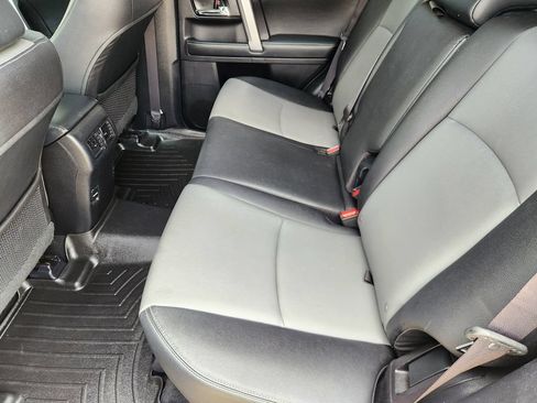 Used 2014 Toyota 4Runner SR5 Premium RWD image 29