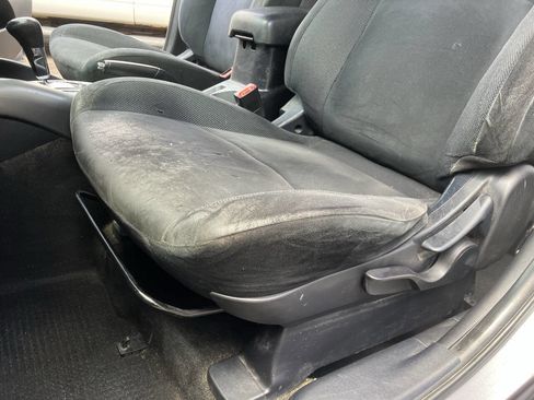 Used 2009 Mitsubishi Outlander ES image 28