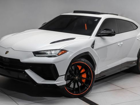 Used 2023 Lamborghini Urus S AWD/4WD image 1
