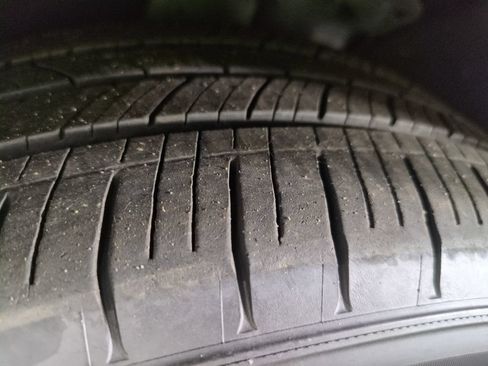 Certified 2021 Honda Accord EX image 27