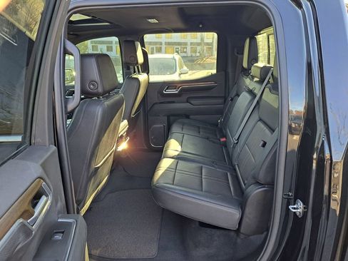 Used 2022 Chevrolet Silverado 1500 High Country image 15