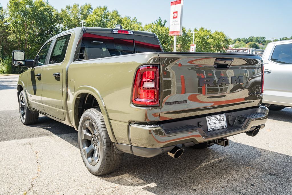 New 2027 RAM 1500 4x4 Crew Cab image 5