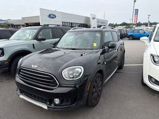 Used 2017 MINI Cooper Countryman ALL4 AWD/4WD video 1