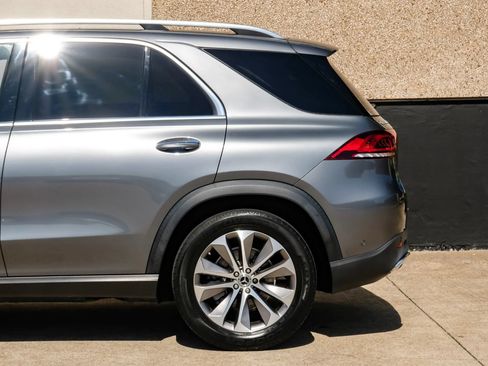 Used 2023 Mercedes-Benz GLE 350 w/ Premium Package image 13