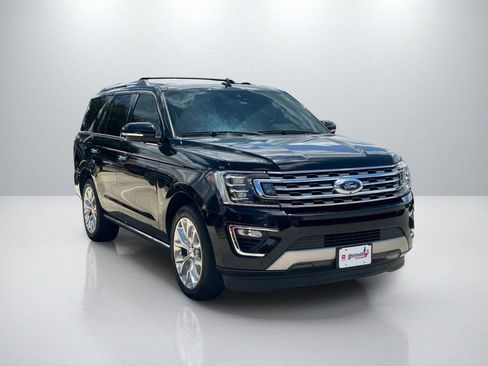 Used 2018 Ford Expedition Limited w/ Equipment Group 302A RWD image 3