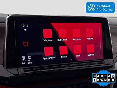 Certified 2024 Volkswagen Atlas SEL Premium R-Line image 16