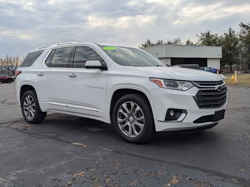 Used 2019 Chevrolet Traverse Premier w/ LPO, Floor Liner Package image 5