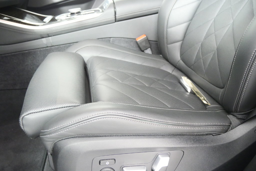 Certified 2024 BMW X5 sDrive40i w/ Premium Package RWD image 10