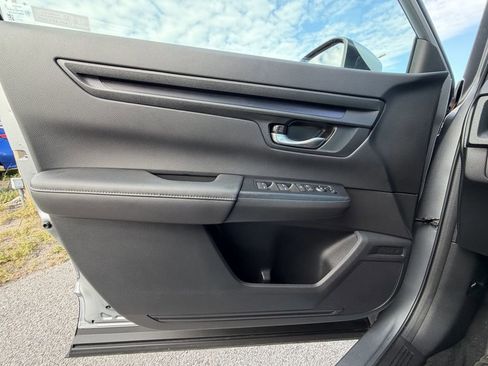 Used 2024 Honda CR-V LX image 21
