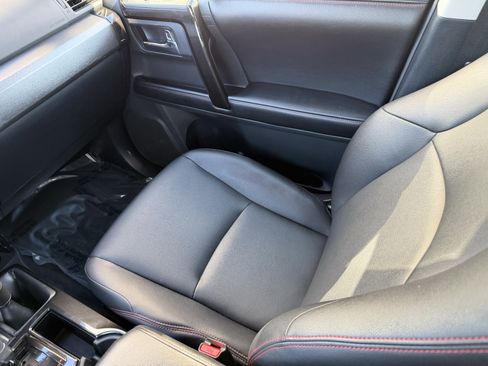 Used 2015 Toyota 4Runner TRD Pro image 21