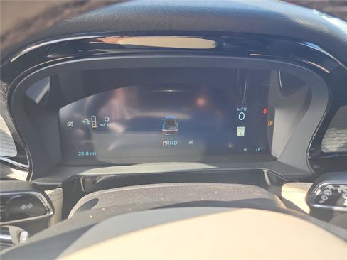 New 2026 Lincoln Corsair Premiere FWD image 30