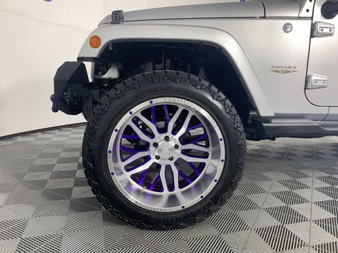 Used 2012 Jeep Wrangler Unlimited Sahara w/ Trailer Tow Group AWD/4WD image 12