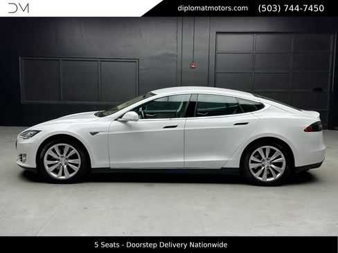 Used 2013 Tesla Model S Performance RWD image 4