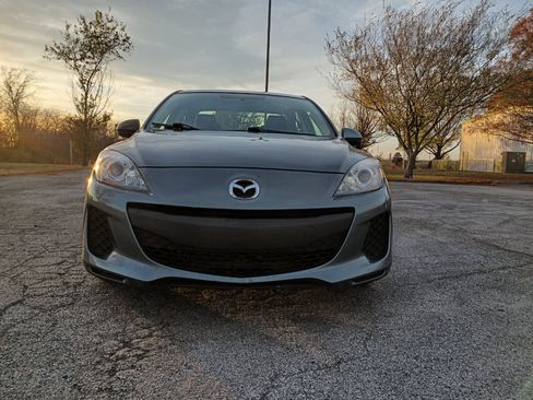 Used 2013 MAZDA MAZDA3 i SV w/ Convenience Pkg image 9