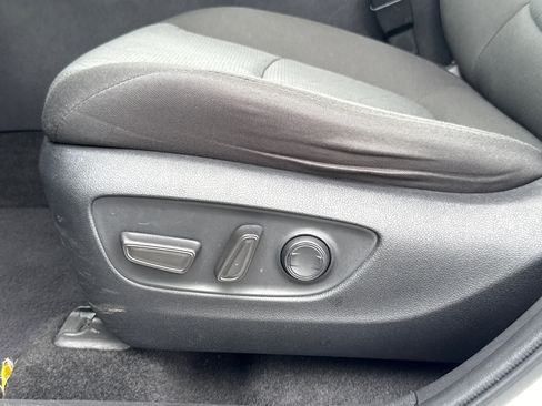 Certified 2024 Toyota RAV4 XLE FWD image 24