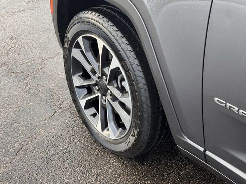 Used 2022 Jeep Grand Cherokee L Overland w/ Advanced Protech Group III image 8