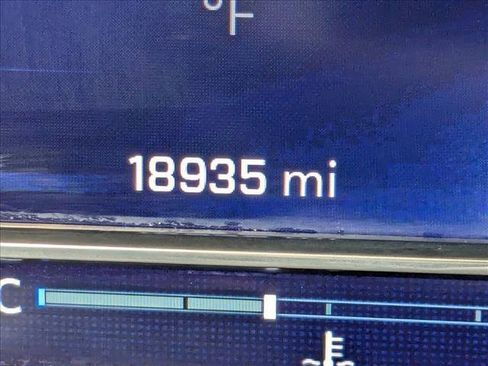 Used 2024 Chevrolet Silverado 2500 LT w/ All Star Edition image 10