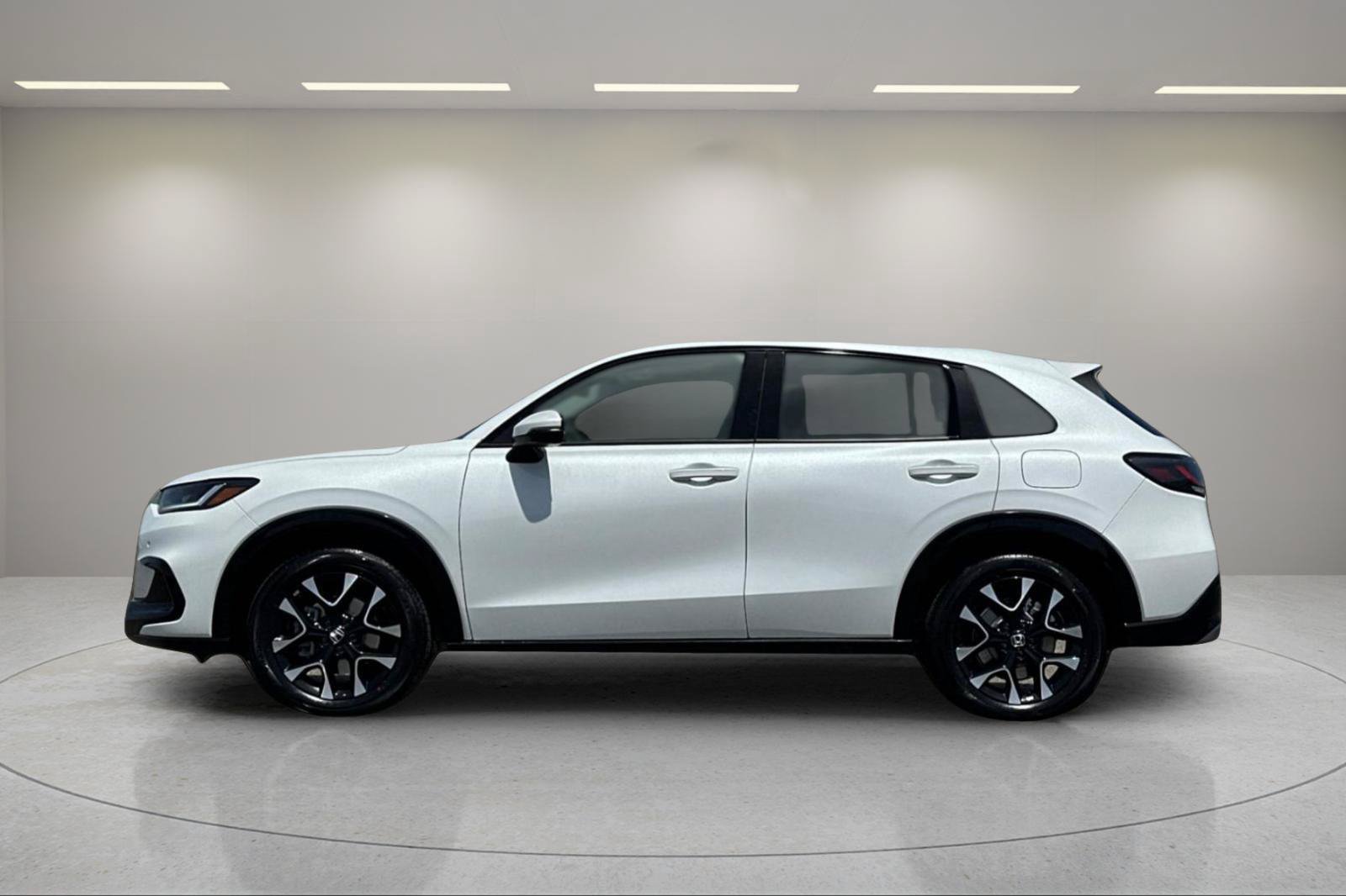 New 2027 Honda HR-V EX-L image 2