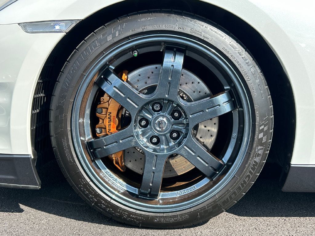 Used 2015 Nissan GT-R Black Edition AWD/4WD image 25