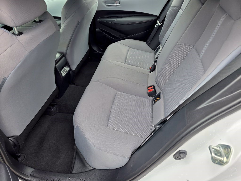 Used 2024 Toyota Corolla SE FWD image 28