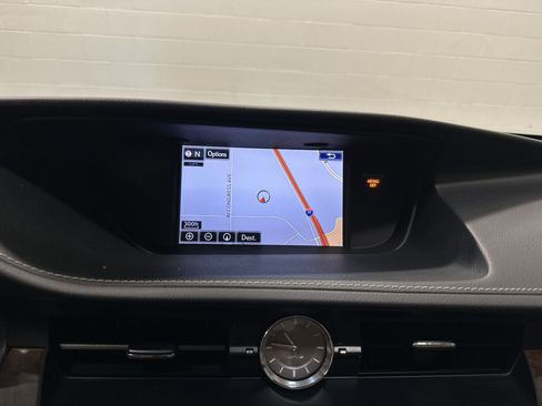 Used 2015 Lexus ES 350 w/ Luxury Package image 24