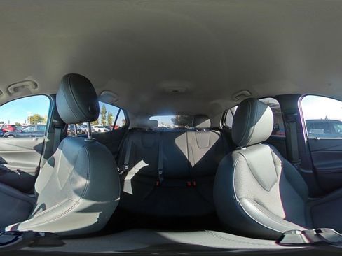 Used 2025 Buick Encore GX Preferred image 40