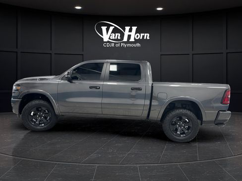 Used 2025 RAM 1500 Big Horn AWD/4WD image 4