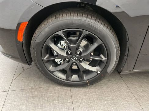 New 2026 Chrysler Pacifica Select image 8