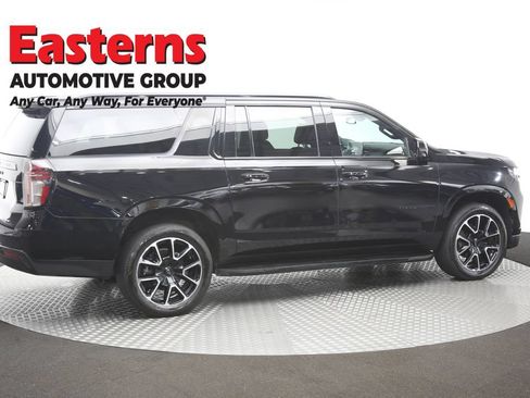 Used 2022 Chevrolet Suburban RST w/ Luxury Package AWD/4WD image 46