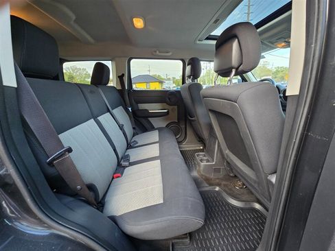 Used 2010 Dodge Nitro Detonator AWD/4WD image 14