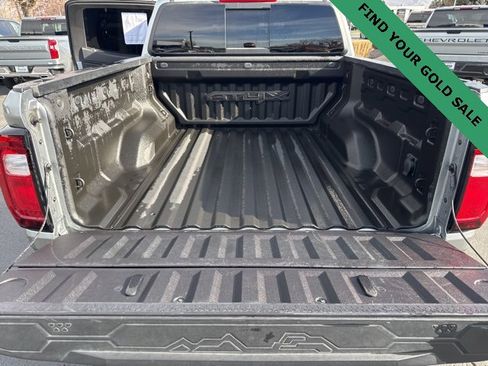 Used 2023 GMC Canyon AT4X image 12