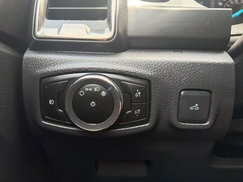 Used 2023 Ford Ranger Lariat w/ Tremor Off-Road Package AWD/4WD image 21