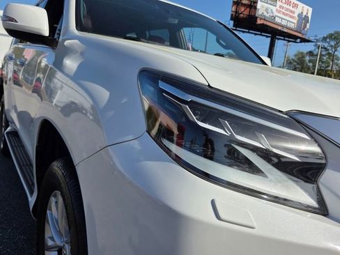 Used 2021 Lexus GX 460 Premium w/ Premium Plus Package image 21