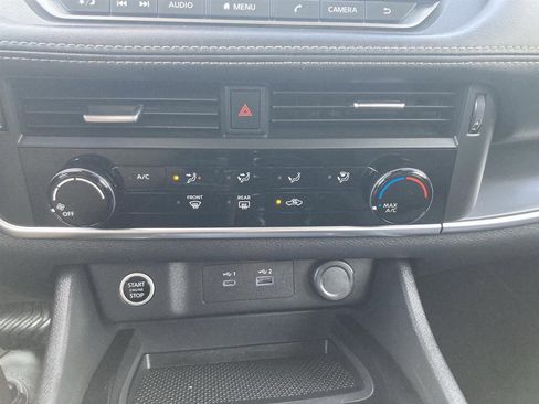 Used 2021 Nissan Rogue S image 16