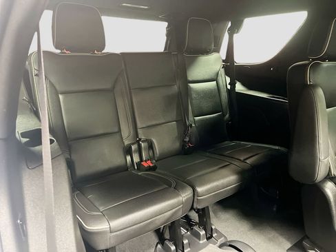 Used 2023 Chevrolet Tahoe Premier AWD/4WD image 29
