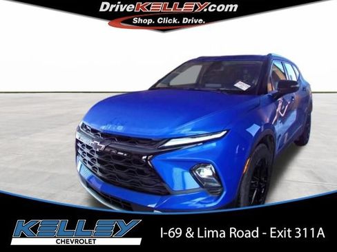 Used 2024 Chevrolet Blazer LT w/ Midnight/Sport Edition FWD image 1