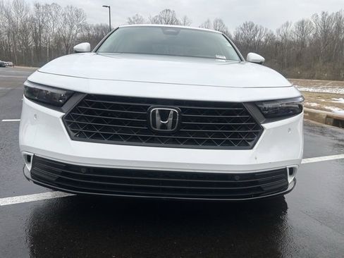 Used 2025 Honda Accord EX-L image 3