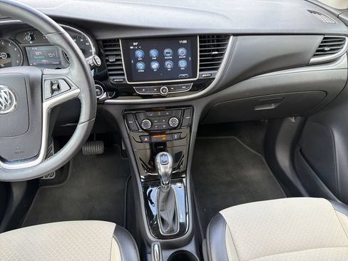 Used 2021 Buick Encore Preferred AWD/4WD image 16