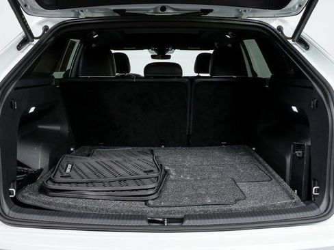 Used 2025 Volkswagen Atlas Cross Sport SEL Premium R-Line image 24