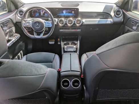 Used 2023 Mercedes-Benz GLB 250 image 15
