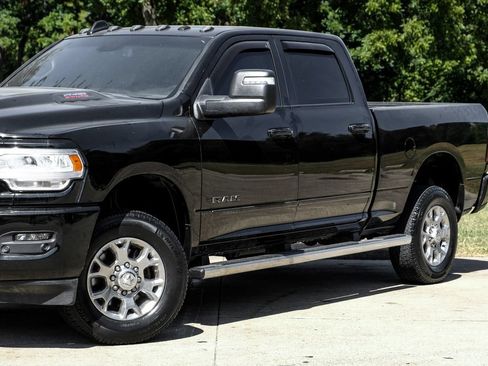 Used 2023 RAM 2500 Laramie AWD/4WD image 6