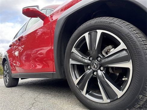Used 2023 Lexus UX 250h AWD image 8