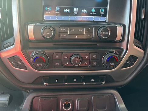 Used 2017 GMC Sierra 1500 SLT w/ SLT Premium Package image 16