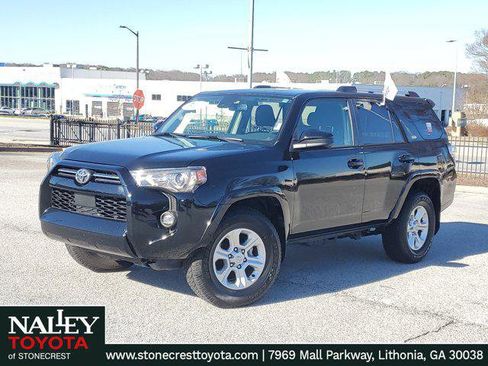 Certified 2024 Toyota 4Runner SR5 image 1